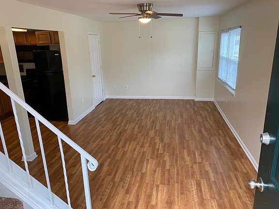 2nd image of 8644 Walutes Cir
