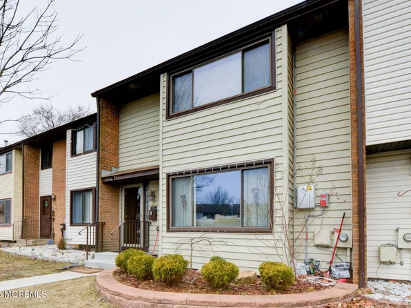 25 Twin Rivers Drive N, East Windsor, NJ 08520