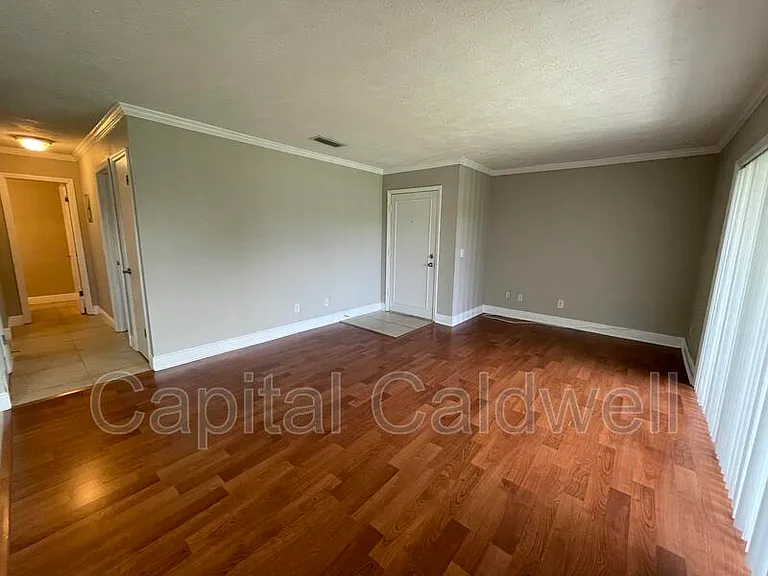 13686 Orange Sunset Dr #201 — Photo 5