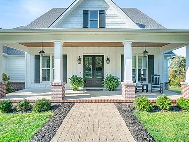 12504 Marxen Rd, Kansas City, KS 66109 | Zillow