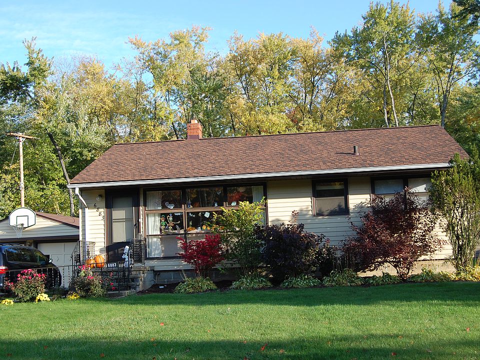 1st image of 6883 Highland Dr