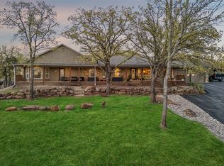 100 Swisher Rd, Shady Shores, TX 76208