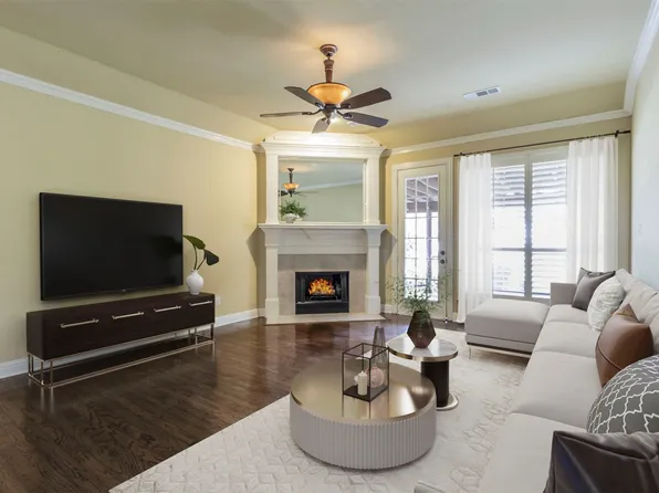 2305 Stone Creek Dr, McKinney, TX 75072