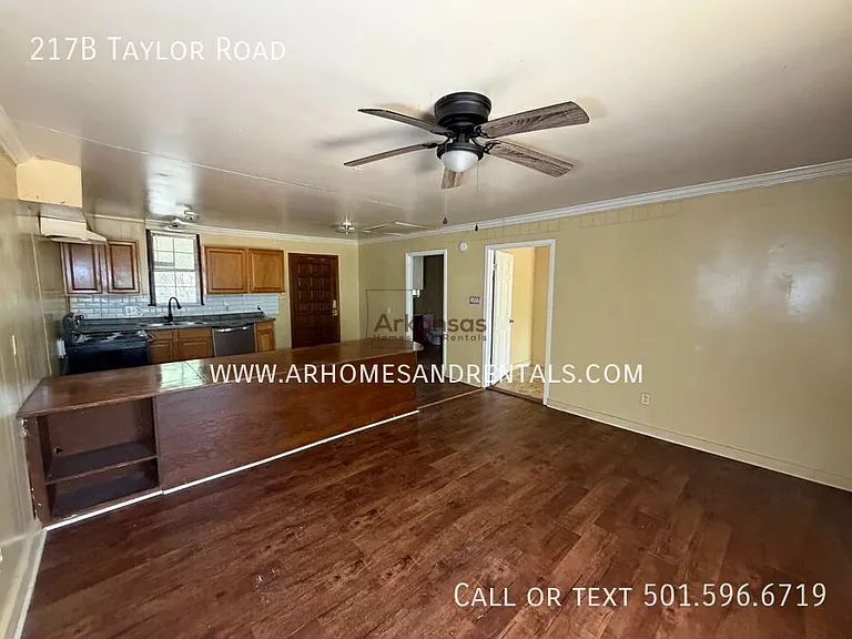 217B Taylor Rd — Photo 3