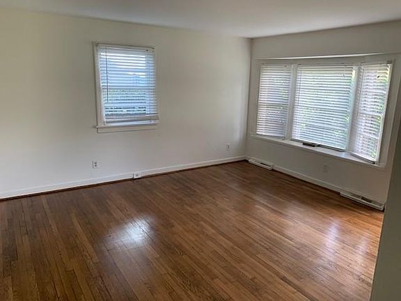 5th image of 6525 Stuart Ave