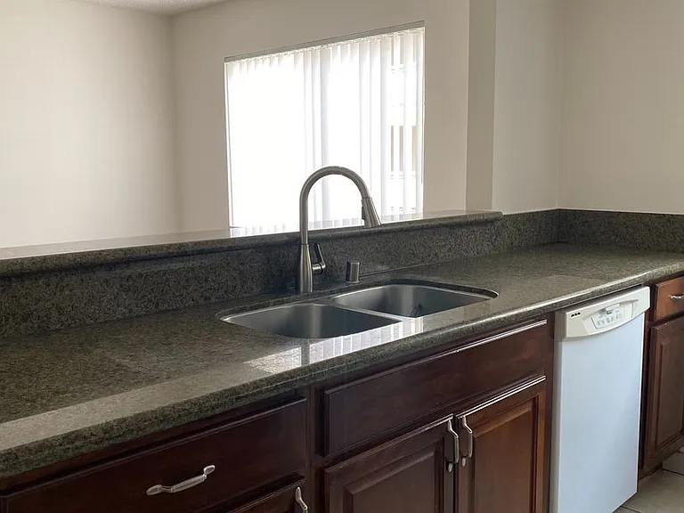 B & B Apartments — Photo 14