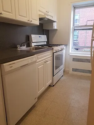 Rented by Chartwell Forest Hills Realty | media 19