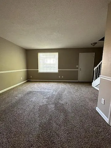 2 bed, 1.5 bath, 1280 sqft, $1,495 — Photo 4