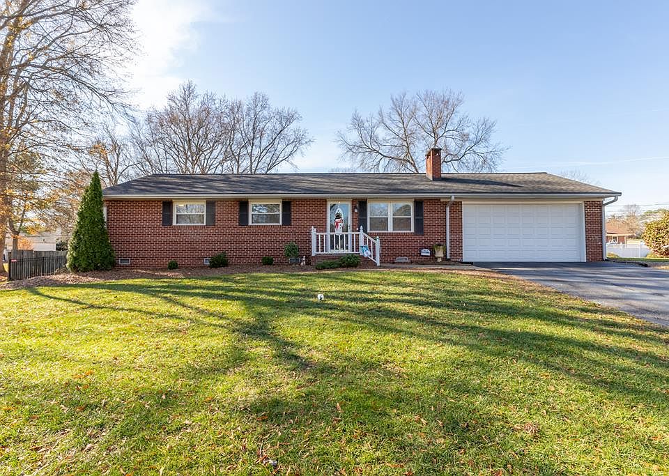 1st image of 917 Sharon Dr