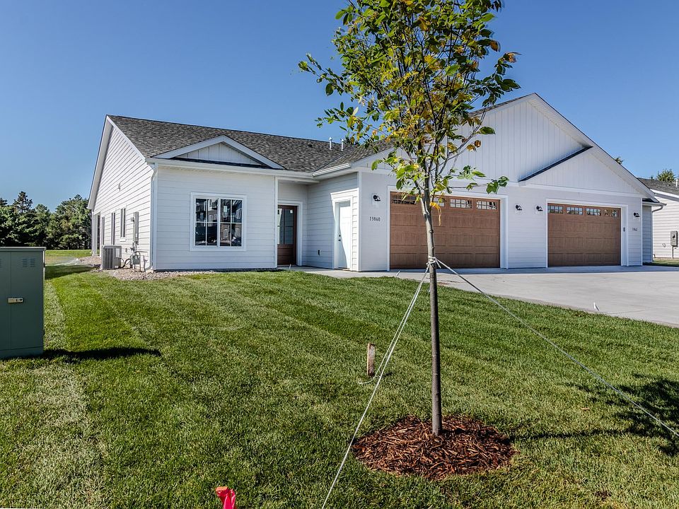 1st image of 13860 Birdie Ln SE