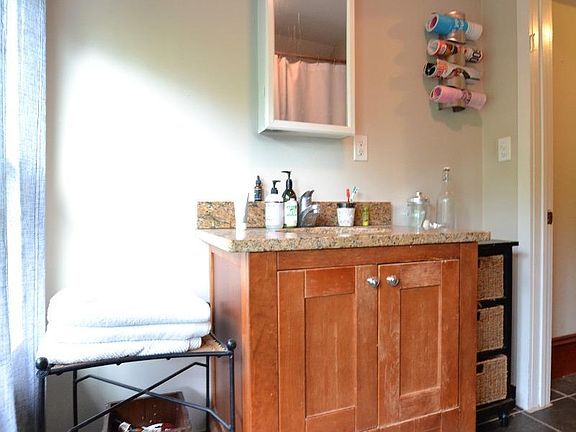 5th image of 44 Mapleton St #1