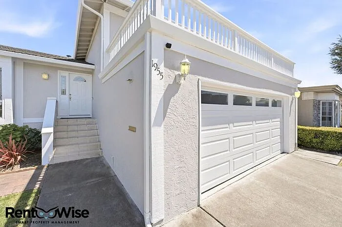1955 Beach Park Blvd — Photo 2