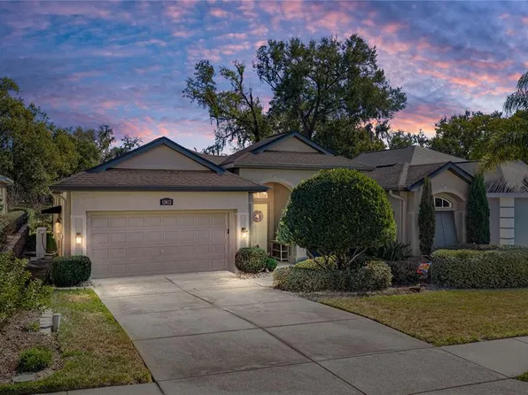 12422 Woodlands Cir, Dade City, FL 33525