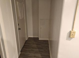 508 State St #1F, Calumet City, IL