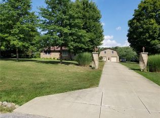6531 Burdett Rd, Wadsworth, OH 44281