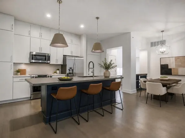 1901 Post Oak Blvd APT 2110, Houston, TX 77056