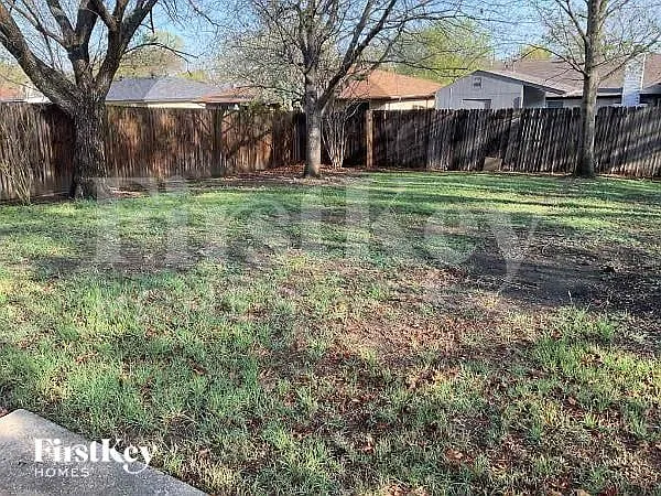 6481 Whitehurst Dr — Photo 10