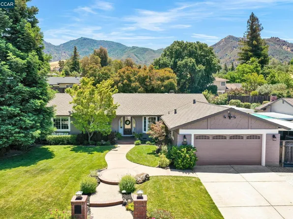 735 Bloching Cir, Clayton, CA 94517