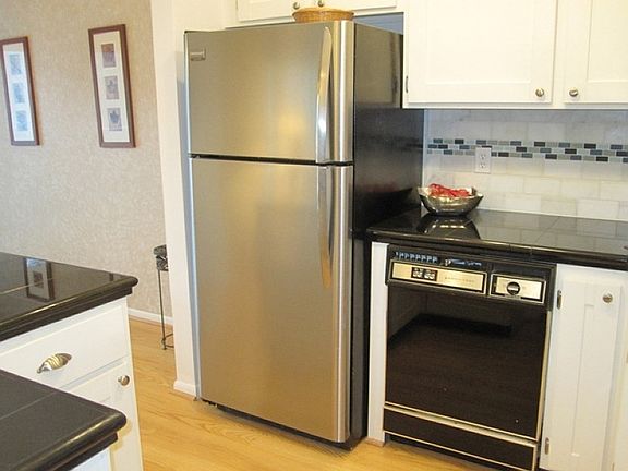 BACKSPLASH