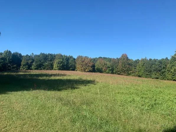 10717 Grant Rd, Soddy Daisy, TN 37379