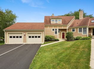 17 Brittania Dr #17, Danbury, CT 06811
