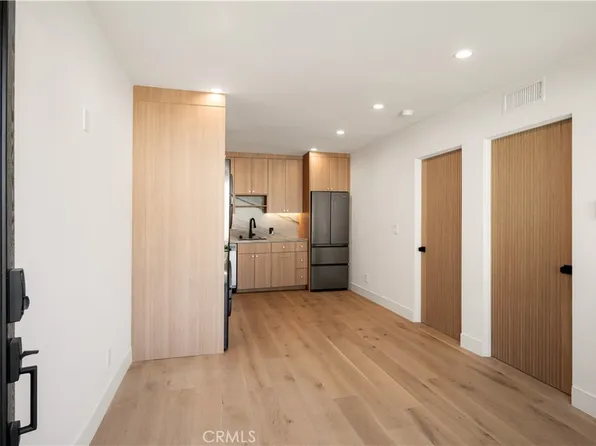 6212 Acadia Ave #B, Agoura Hills, CA 91301