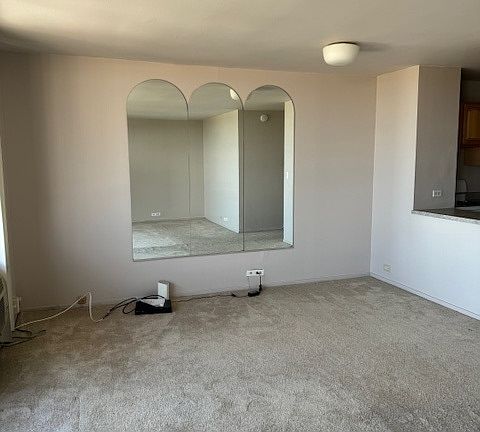 5th image of 2605 S Indiana Ave Unit 2006