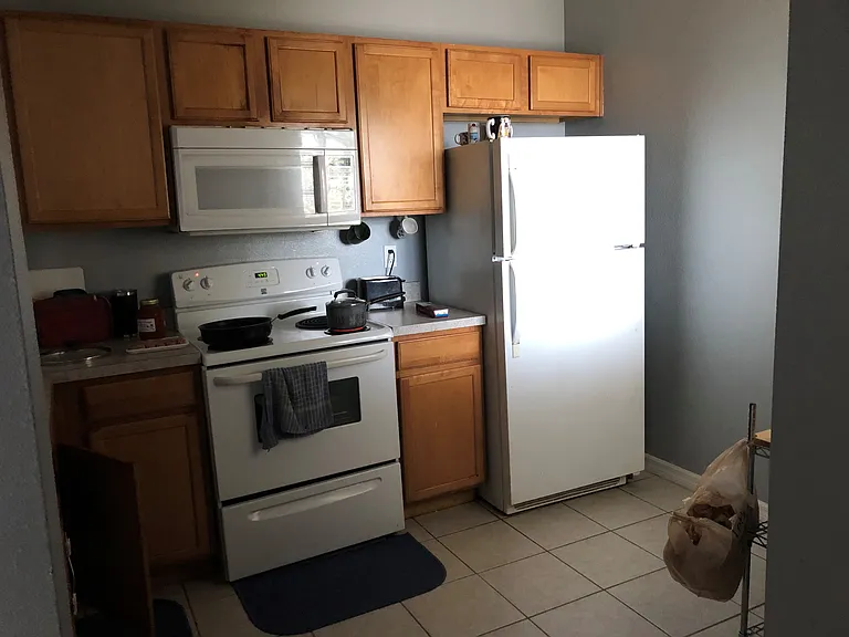 6423 Cypressdale Dr #201 — Photo 10