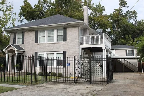 1409 Wentworth St Photo 1