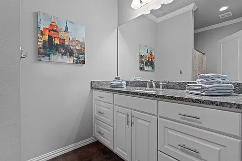 The Midtown Apartments Photo 1