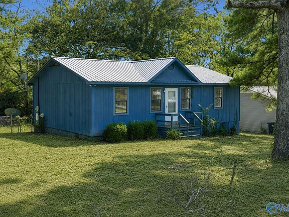 2nd image of 1505 Hardin Cir