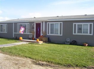 1851 Wendell Phillips Rd, Sunnyside, WA 98944