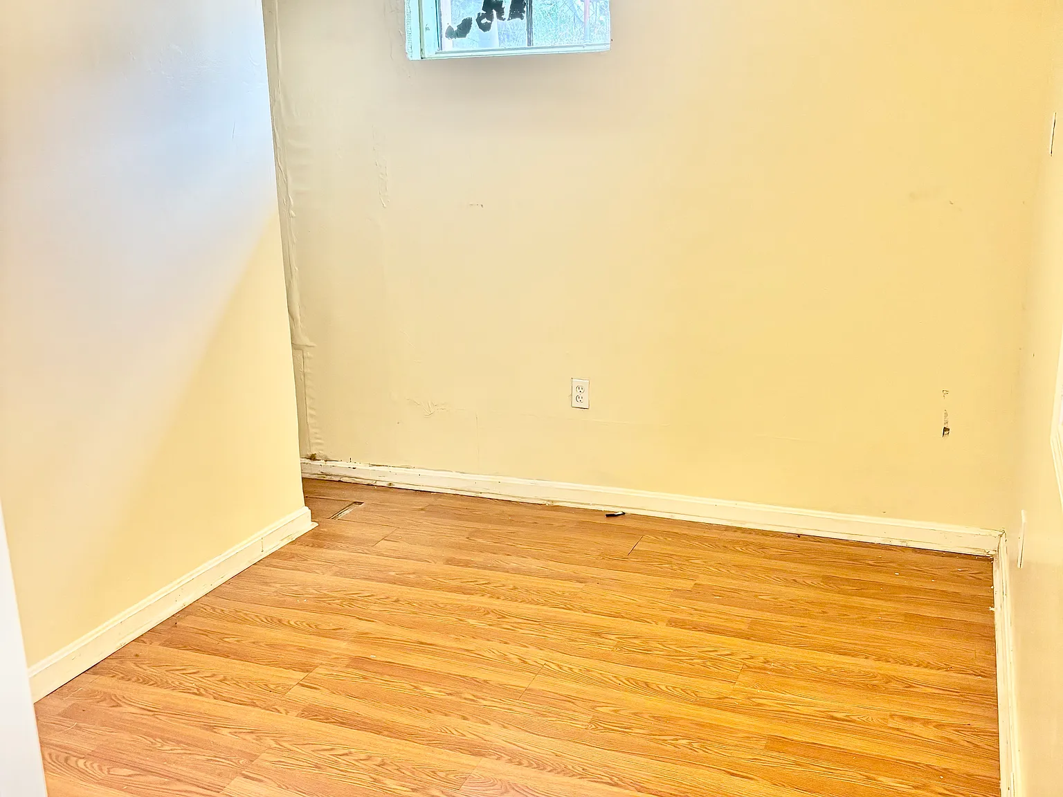 Vincent Cir, Worcester — Photo 4