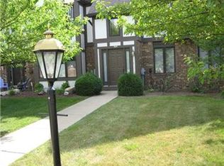 164 Shadow Ridge Dr, Pittsburgh, PA 15238