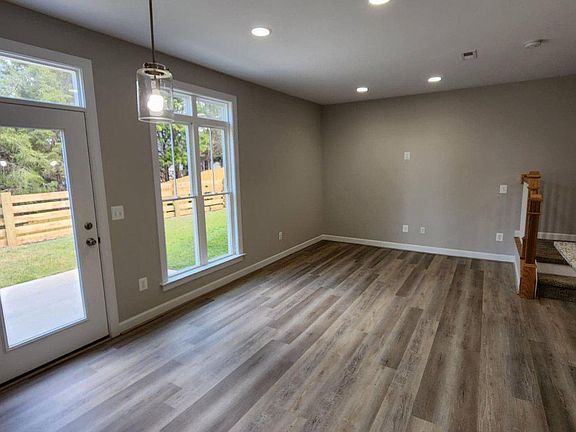 2nd image of 111 Coralyrose Ct