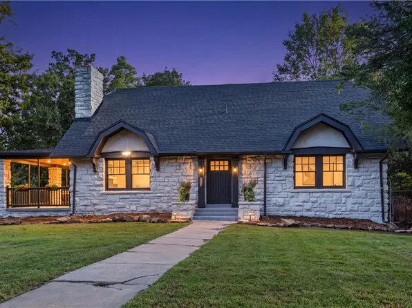 1875 E 76th Ter, Kansas City, MO 64132