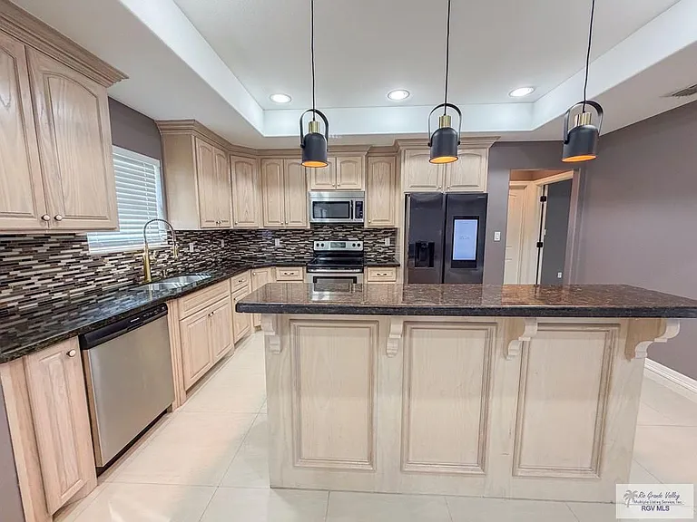4622 Jerrys Way — Photo 3