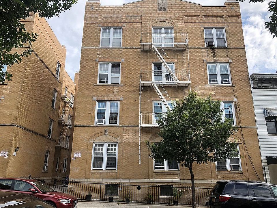 1st image of 765 42nd St