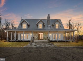 43449 Lost Corner Rd, Leesburg, VA 20176