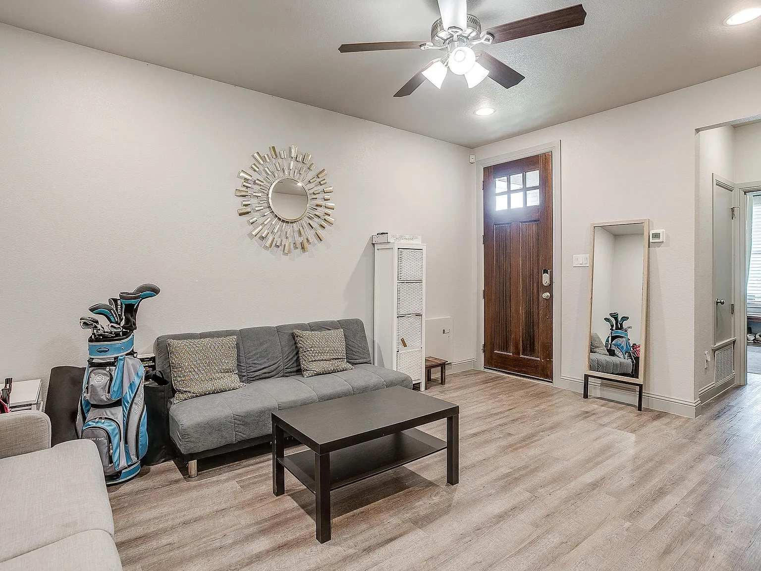 5 bed, 2478 sqft, $7,000 — Photo 3
