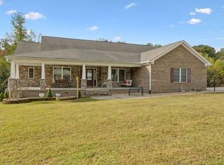 1421 Oakmont Cir, Centerville, TN 37033