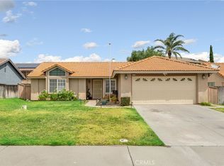 2330 W Sunrise Dr, Rialto, CA 92377