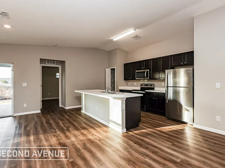 3417 7th St SW — Photo 4