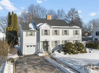 121 Winslow St, Fredericton, NB E3B1Z8