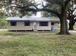 321 Ismael Rd, Arnaudville, LA 70512