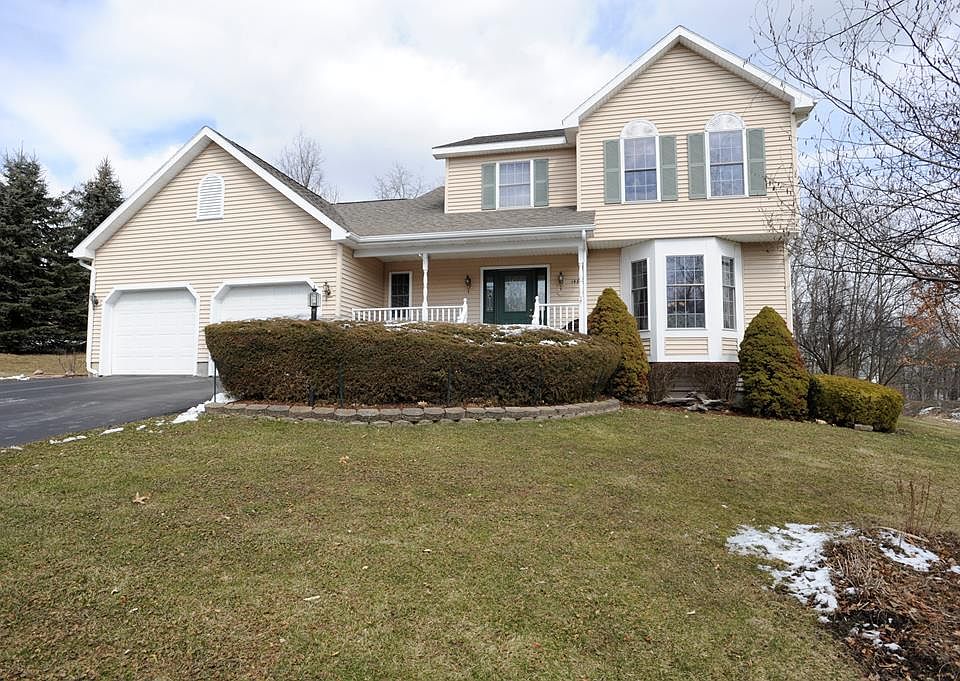 1st image of 148 Lancelot Dr