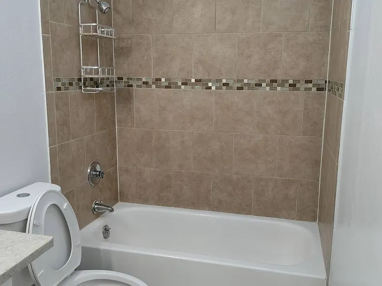 1024 Hoyt St #103 — Photo 11