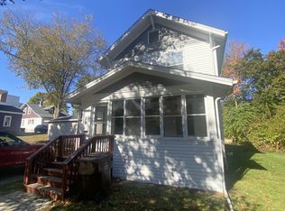 1109 Perry St, Albion, MI 49224