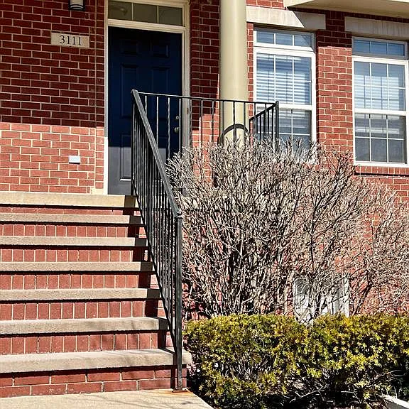 3111 Camden Dr — Photo 2