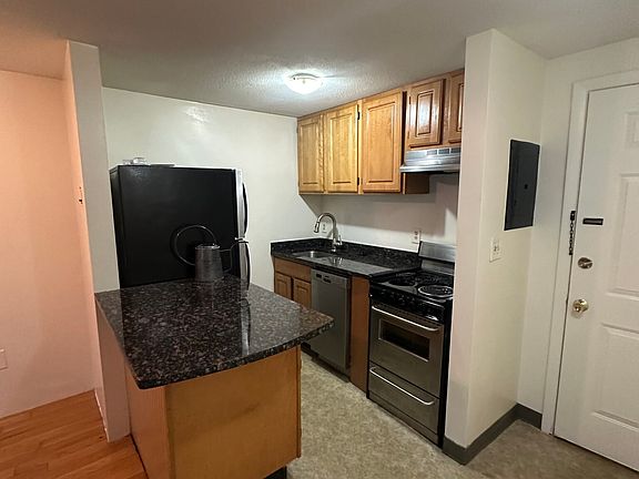 2nd image of 385 Dorchester St APT A5